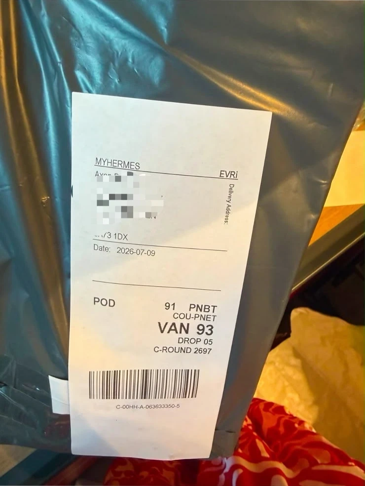 Customer delivery package photo 4