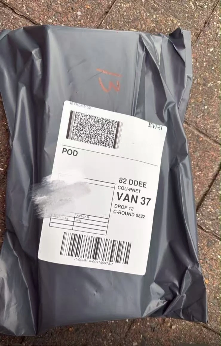 Customer delivery package photo 3